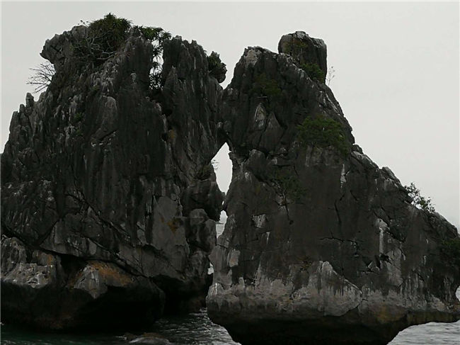 越南下龍彎風(fēng)光3.jpg