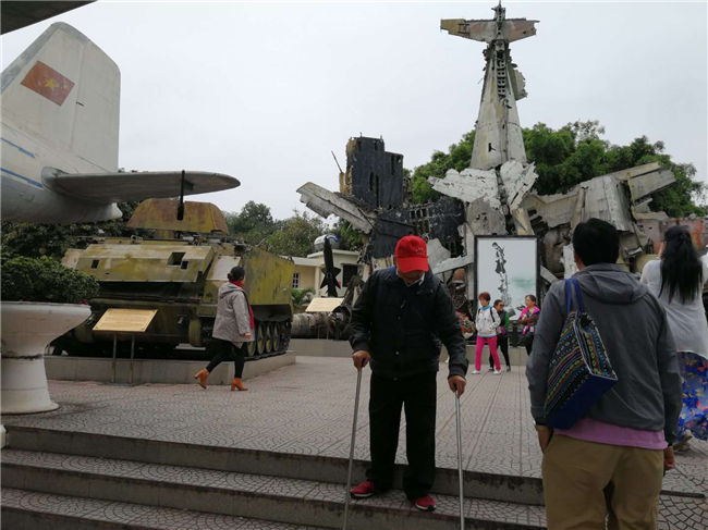 參觀(guān)越南河內(nèi)軍事博物館5.jpg