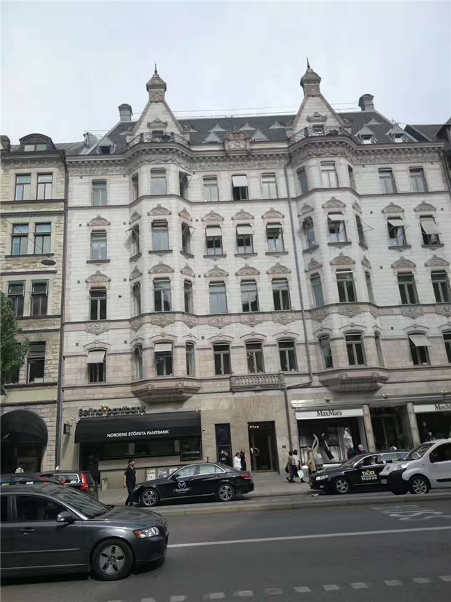 北歐+俄羅斯14日游集錦 沙尼亞首都塔林、諾貝爾文學研究院、天主教堂、王宮和皇家圖書館