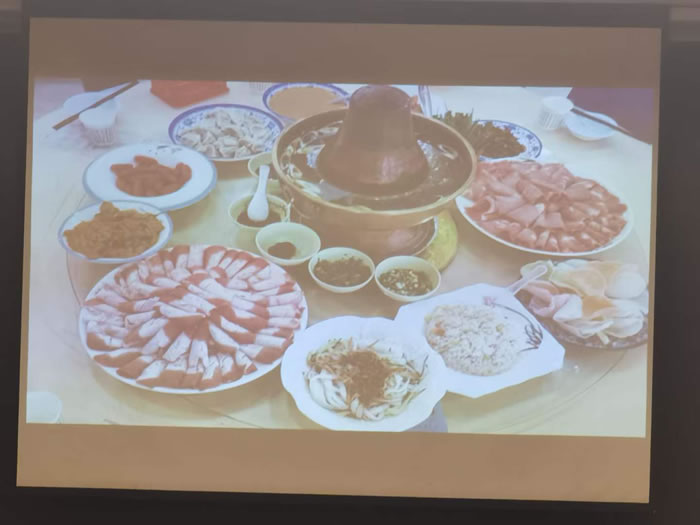 綿陽中旅行假日旅行社舉行胡楊林、南疆專列推薦會(huì)